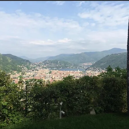 Incredible Hill Side Town Lejlighed Como